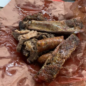 Cooper's Old Time Pit Bar-B-Que - Pork Ribs, Sausage, Brisket - Barbeque Near Me - Llano, Texas Cooper's Old Time Pit Bar-B-Que - Pork Ribs, Sausage, Brisket - Barbeque Near Me - Llano, Texas