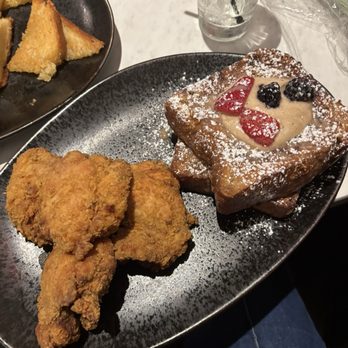 The Breakfast Club - Chicken & French Toast - Breakfast & Brunch Near Me - Silver Spring, Maryland