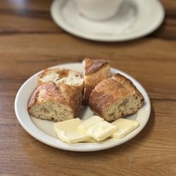 Sportsman Coffee Shop - Bread with our meal