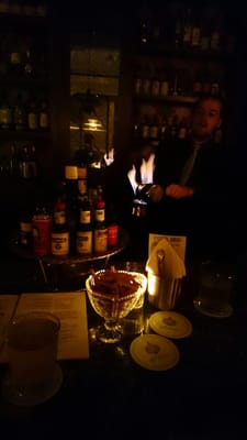 Gibson Bar by null
