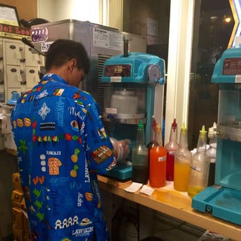 Lawson Station - guy making the shaved ice - Convenience Stores Near Me - Honolulu, Hawaii Lawson Station - guy making the shaved ice - Convenience Stores Near Me - Honolulu, Hawaii