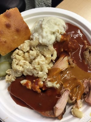 Blue Ribbon BBQ Catering by null