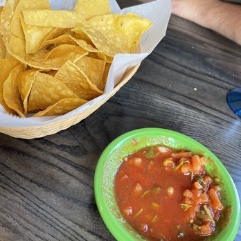 El Mariachi - Chips & salsa - Mexican Near Me - East Providence, Rhode Island El Mariachi - Chips & salsa - Mexican Near Me - East Providence, Rhode Island