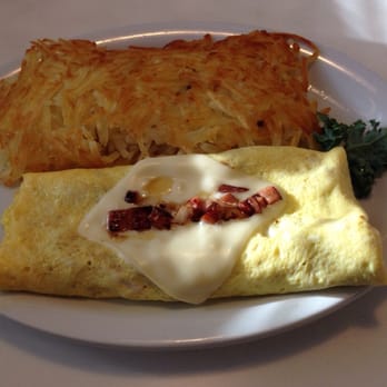 Apple Peddler Restaurant - Ham & Swiss - American Near Me - Sutherlin, Oregon