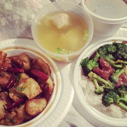 once I find another spot that has these twelve piece garlic dumplings, I'm not coming back. :) nope and nope. true sauce thieves. ;'D