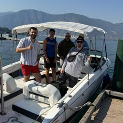 Shoreline Watercraft & Boat Rentals - Making Memories with boat rentals from Shoreline on Lake Chelan