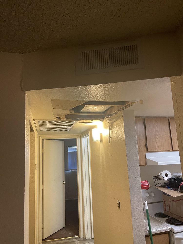 UNIVERSITY PARK APARTMENTS Updated October 2024 1015 E University Dr, Tempe, Arizona