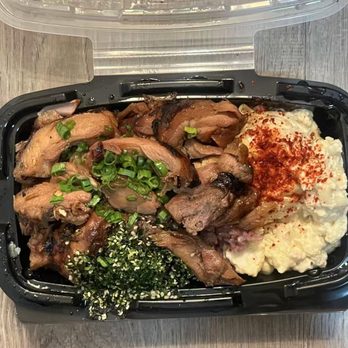 Broken Mouth - Teri Chicken w/Rice and Potato-Mac $19.99 - Hawaiian Near Me - Los Angeles, California