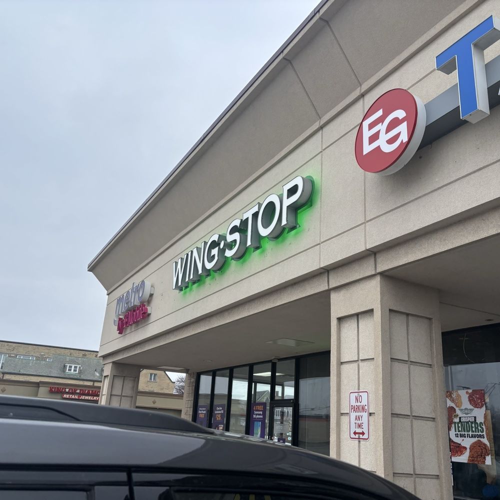 Wingstop - Outside - Chicken Wings Near Me - Buffalo, New York