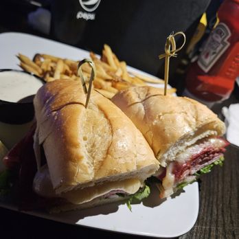 Flowing Tide Pub 8 - Grilled Italian Sub with French Fries - Sports Bars Near Me - Las Vegas, Nevada Flowing Tide Pub 8 - Grilled Italian Sub with French Fries - Sports Bars Near Me - Las Vegas, Nevada