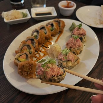 Poke Restaurant - Hot Night roll
Kazhe roll - Sushi Bars Near Me - New York, New York Poke Restaurant - Hot Night roll
Kazhe roll - Sushi Bars Near Me - New York, New York