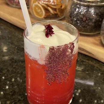 Queens Breakfast Cocktails - Cocktail Bars Near Me - Calgary, Alberta Queens Breakfast Cocktails - Cocktail Bars Near Me - Calgary, Alberta