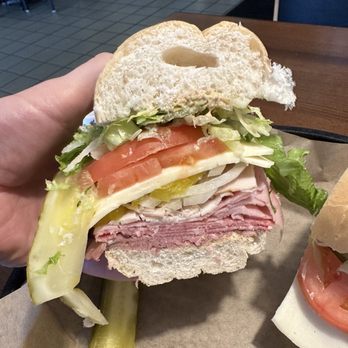 PEPPERS DELI & BAR-B Q - Updated June 2025 - 82 Photos & 118 Reviews ...