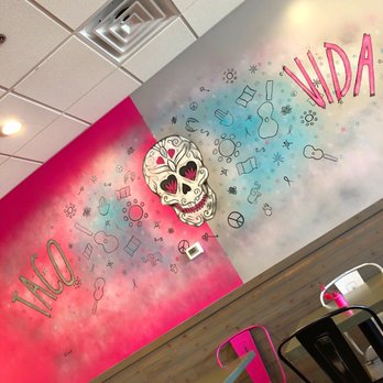 Taco Vida - Painting on the wall - Mexican Near Me - Deerfield, Illinois Taco Vida - Painting on the wall - Mexican Near Me - Deerfield, Illinois