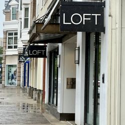 LOFT - Front entrance to store