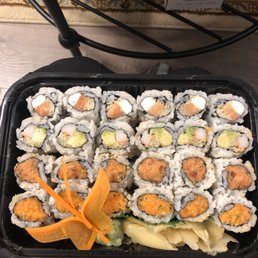 Cali, spicy salmon, spicy tuna, phili roll
