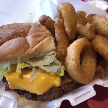 Eats N' Treats - Bacon cheeseburger with Rings - Pizza Near Me - Sandusky, Ohio Eats N' Treats - Bacon cheeseburger with Rings - Pizza Near Me - Sandusky, Ohio