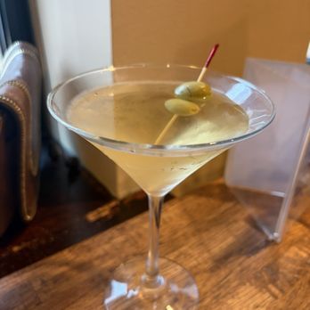Rumsey Tavern - Dirty martini - New American Near Me - Shepherdstown, West Virginia