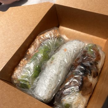 Wrap n’ Roll - Wrap - Vietnamese Near Me - Clackamas, Oregon Wrap n’ Roll - Wrap - Vietnamese Near Me - Clackamas, Oregon