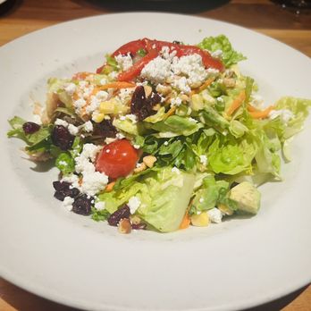 Remington's - Remington's Salad - American Near Me - Chicago, Illinois