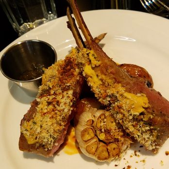Manhattan Grill and Bar - Australian Rack of Lamb Provencal - Bars Near Me - Hong Kong, HK