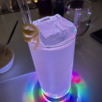 Luvwoo Bar - Cocktail Bars Near Me - Saint Louis, Missouri