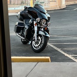 It was on the patio. I was about to leave when I took the pics. It was on the patio. I was about to leave when I took the pics.