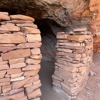 Boynton Canyon Trail - Ruins - Hiking Near Me - Sedona, Arizona Boynton Canyon Trail - Ruins - Hiking Near Me - Sedona, Arizona