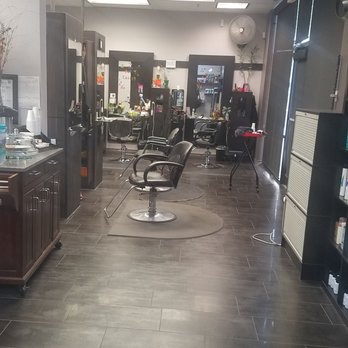 Wilds Salon 24 - Hair Salons Near Me - Phoenix, Arizona