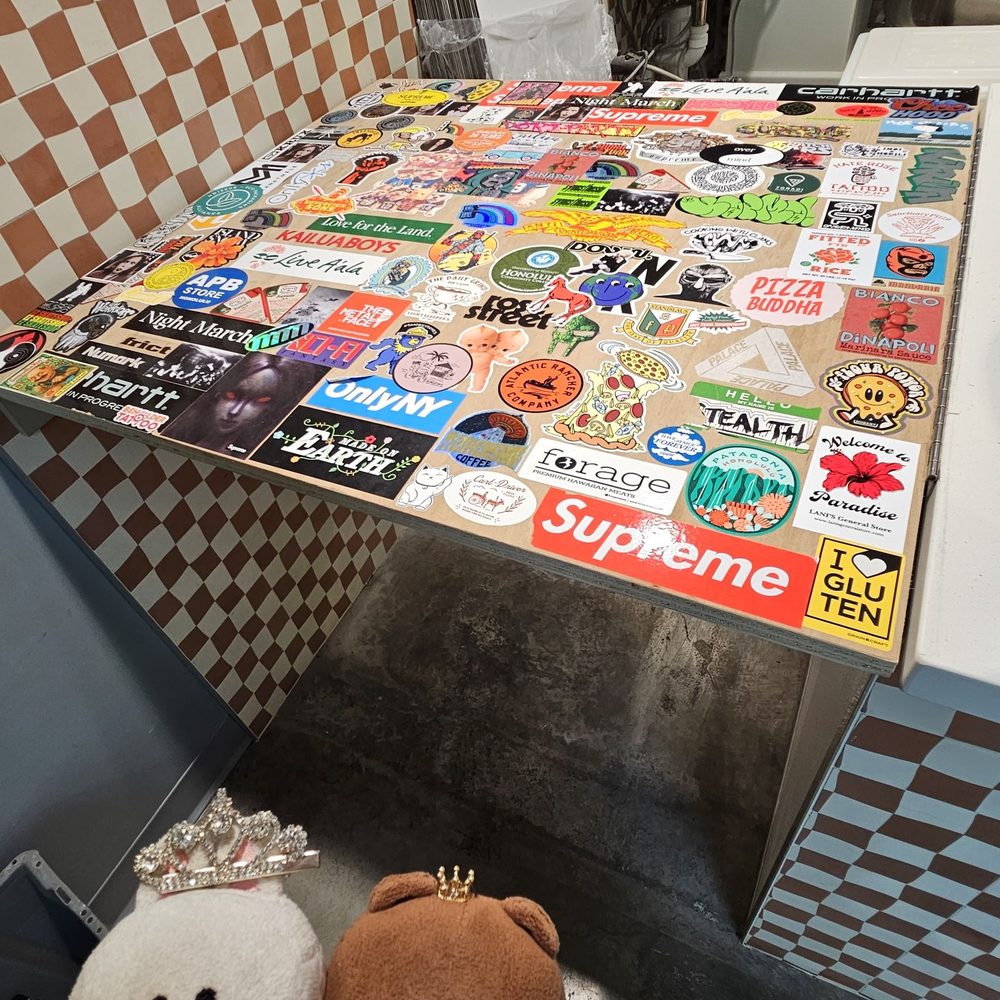 Mad Pie - Stickers! - Pizza Near Me - Honolulu, Hawaii