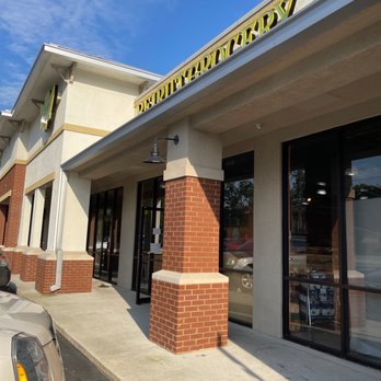 Beirut Grocery - I like to buy their frozen veggies. I also bought some pita bread. - International Grocery Near Me - Jacksonville, Florida