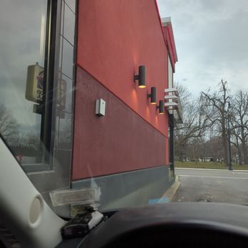Taco Bell / KFC - Can't even tell you the last time I came here - Fast Food Near Me - Buffalo, New York Taco Bell / KFC - Can't even tell you the last time I came here - Fast Food Near Me - Buffalo, New York