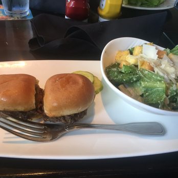 Yard House - New American Near Me - Orlando, Florida