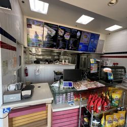 Lee's Sandwiches