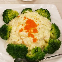 Broccoli with Crab Meat and Egg White Broccoli with Crab Meat and Egg White