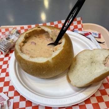 Pike Place Chowder - Sea food bisque - Seafood Near Me - Seattle, Washington