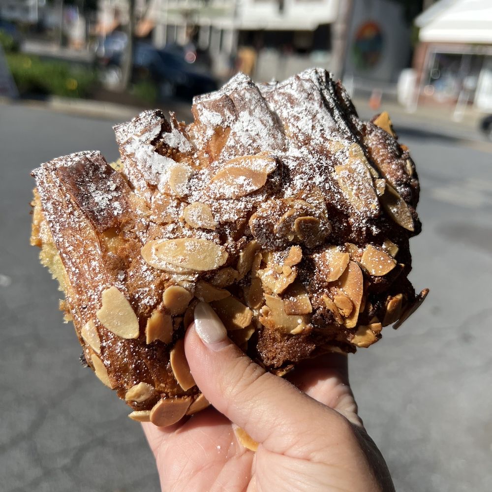 Bear claw Bear claw