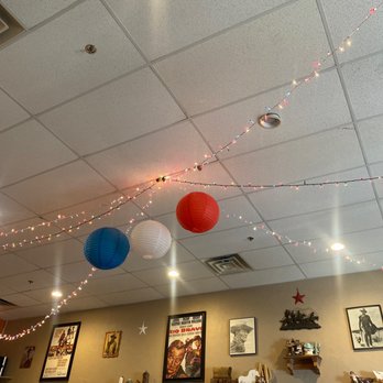 The Wagon Wheel Diner - Decorations - Diners Near Me - St. George, Utah The Wagon Wheel Diner - Decorations - Diners Near Me - St. George, Utah