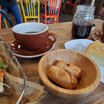 Macondo Coffee Roasters - Coffee & Tea Near Me - Doral, Florida Macondo Coffee Roasters - Coffee & Tea Near Me - Doral, Florida