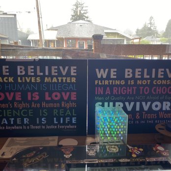North Coast Pinball - Signs in the window - Arcades Near Me - Nehalem, Oregon North Coast Pinball - Signs in the window - Arcades Near Me - Nehalem, Oregon