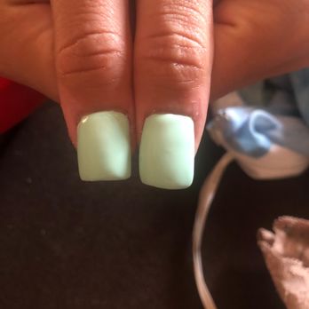 KB Nails - Uneven nails, not the same length and is crooked. - Nail Salons Near Me - Sacramento, California