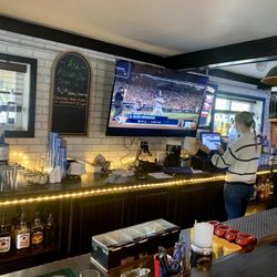 Edgewater Bar & Grill - Bar