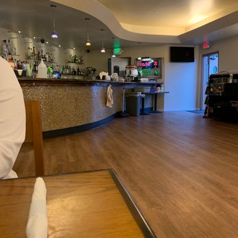 Boulevard Cafe - Bar table away from coldness - New American Near Me - Daly City, California Boulevard Cafe - Bar table away from coldness - New American Near Me - Daly City, California