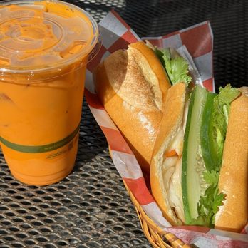 Le’s Banh Mi - Saigon Bahmi and Thai Tea - Cafes Near Me - Honolulu, Hawaii Le’s Banh Mi - Saigon Bahmi and Thai Tea - Cafes Near Me - Honolulu, Hawaii