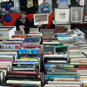 Pasadena City College Flea Market - Flea Markets Near Me - Pasadena, California Pasadena City College Flea Market - Flea Markets Near Me - Pasadena, California