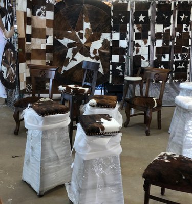 Cowhide Outlet by null