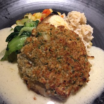 Monkeypod Kitchen - macadamia nut crusted mahi mahi - New American Near Me - Lahaina, Hawaii
