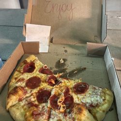 Zalat Pizza - 9" personal pepperoni pizza