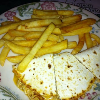 La Costa Restaurant - Lil Amigo Quesadilla with Chicken Meal - Mexican Near Me - Burien, Washington