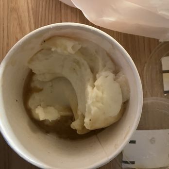 Popeyes Louisiana Kitchen - Mash potatoes with enough gravy for one serving - Fast Food Near Me - Colton, California Popeyes Louisiana Kitchen - Mash potatoes with enough gravy for one serving - Fast Food Near Me - Colton, California